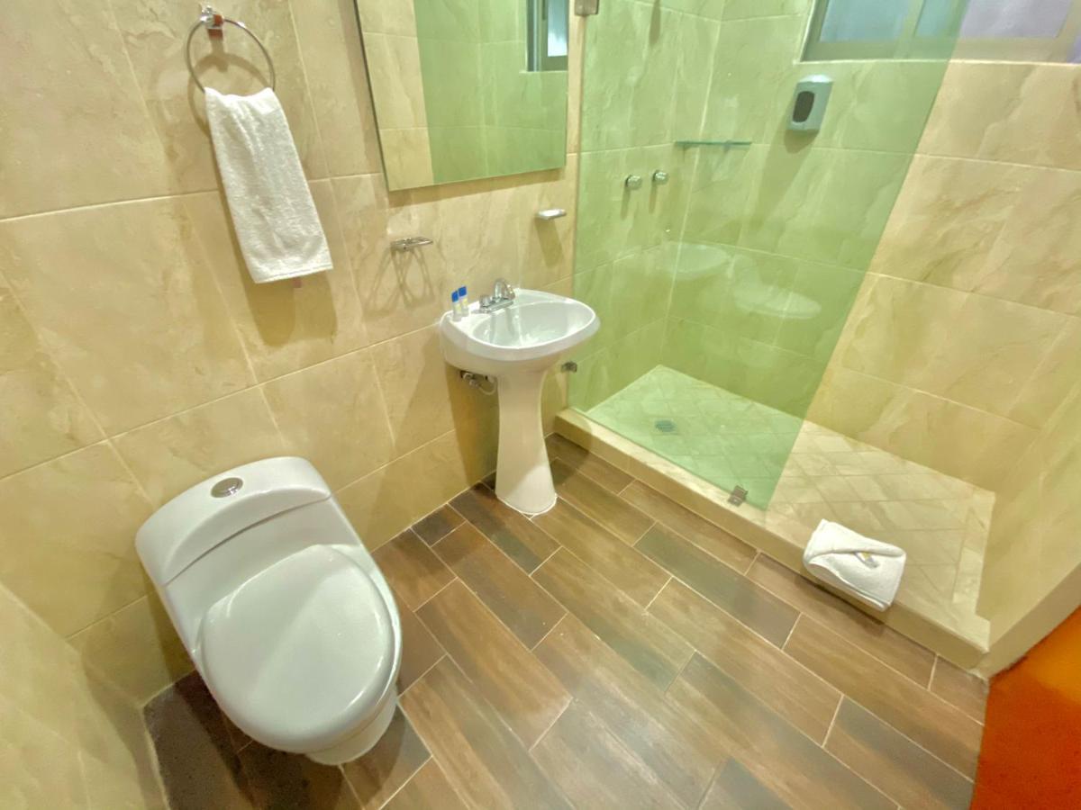 La Lola Hotel & Suites Мазатлан Екстер'єр фото